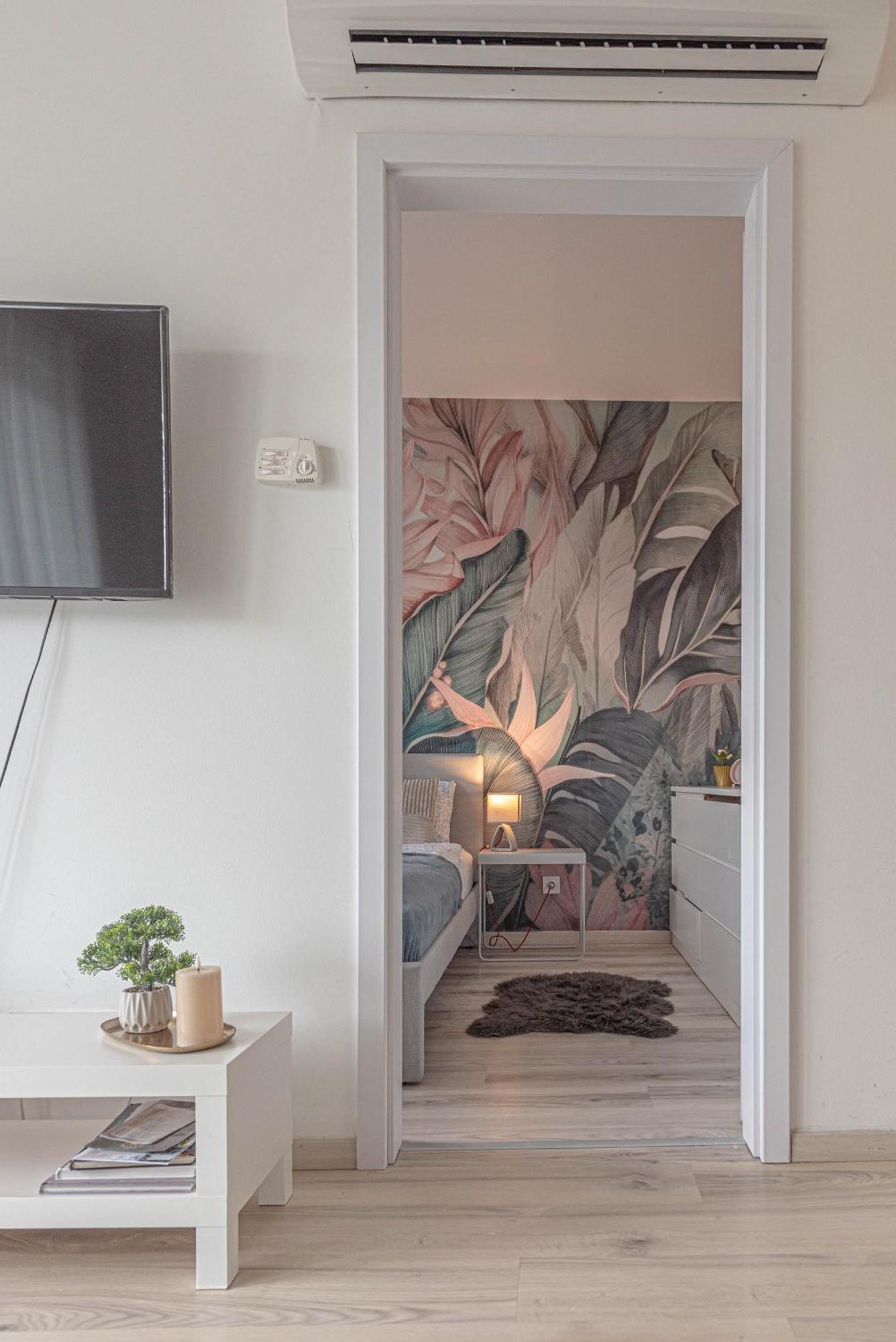 Dob36 With Free Private Parking And Balcony Apartment *